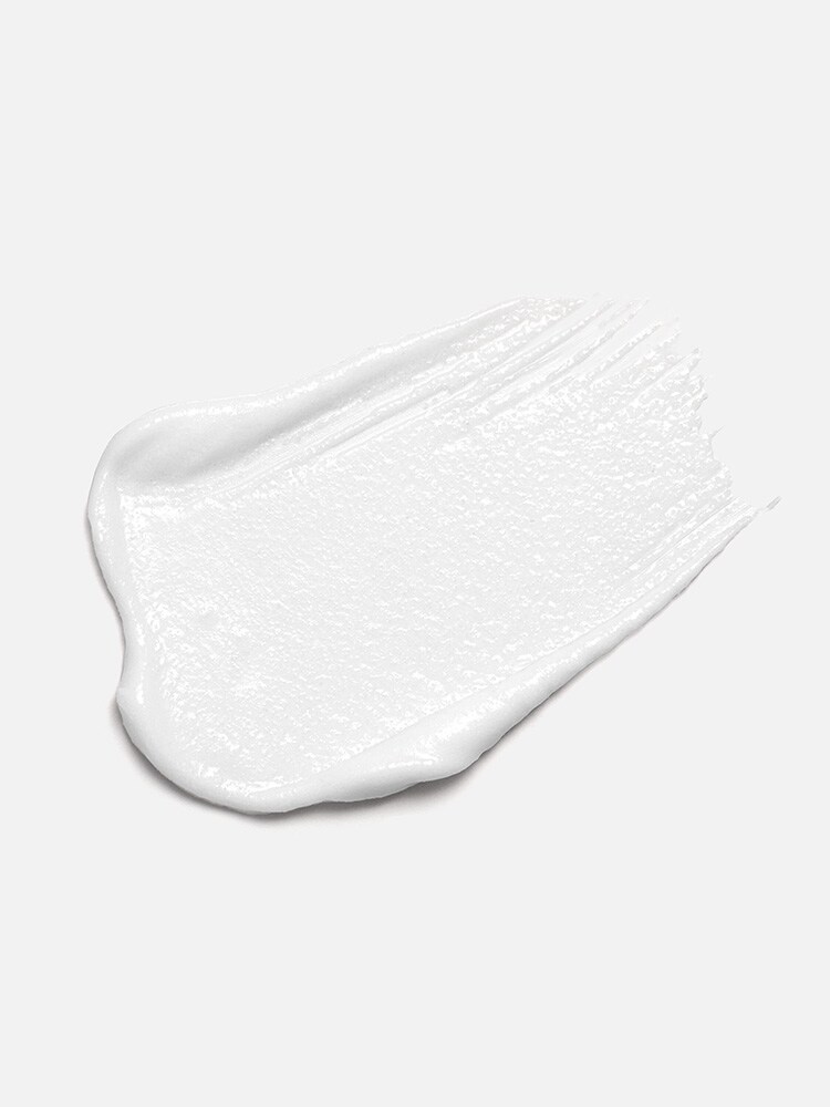 AGE-DEFYING DERMABRASION Instant improvement in pore visibility, radiance & smoothness.