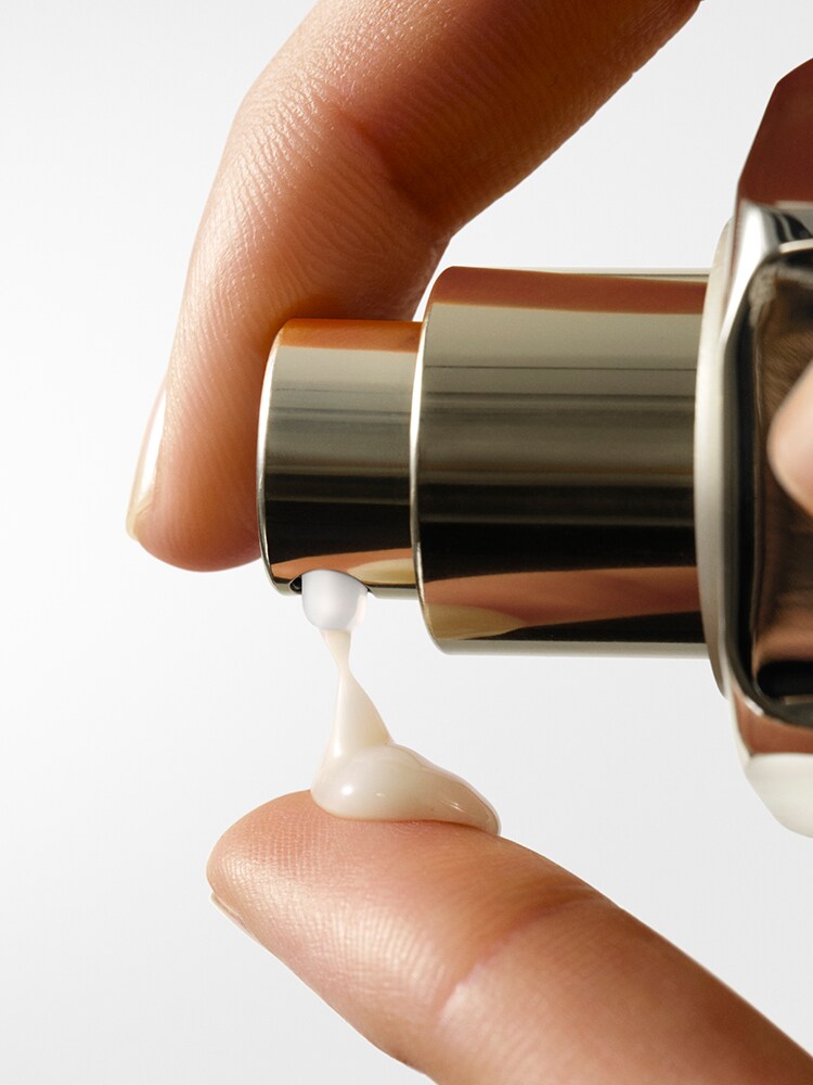 STIMULSKIN PLUS SCULPTING SERUM & TOOL SET